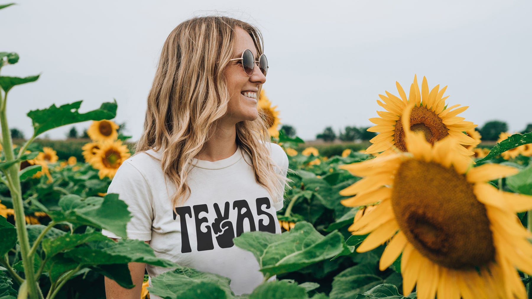 RIVER ROAD CLOTHING Shirts Peace Texas